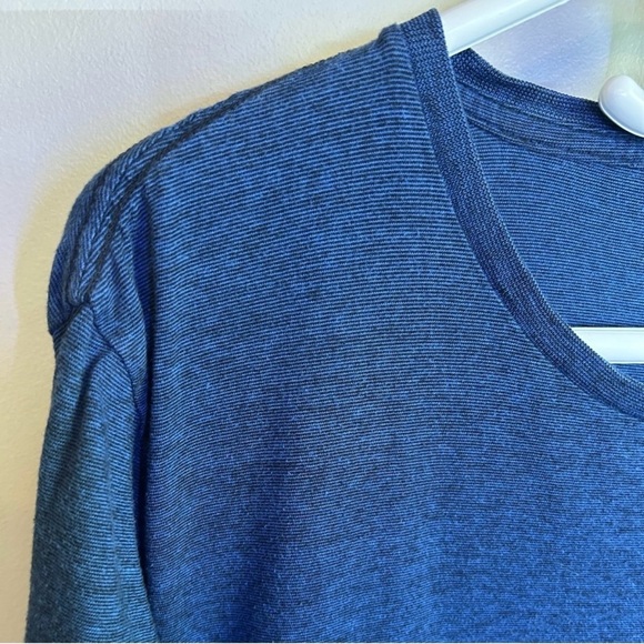 Bundle of 2 Old Navy Blue and Black Short Sleeve Relaxed Fit Tees Mens Size XL - Picture 4 of 11